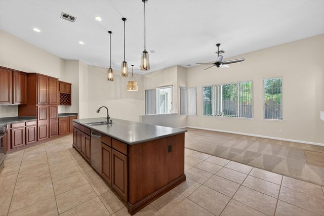 4385 S Crosscreek Drive, Chandler, AZ 85249