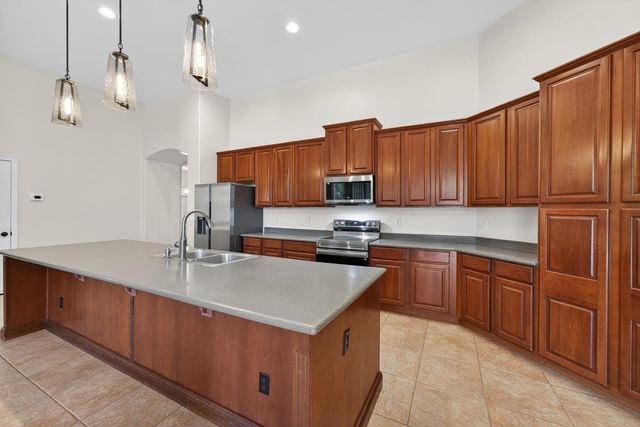 4385 S Crosscreek Drive, Chandler, AZ 85249