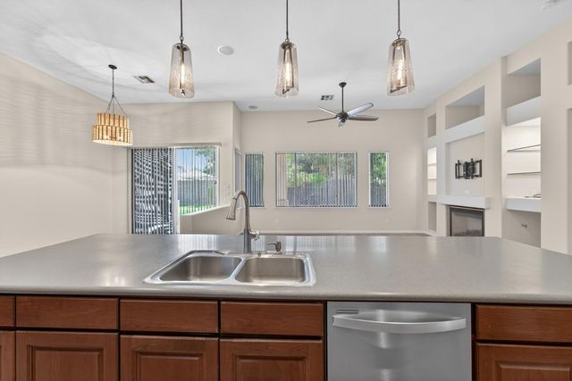 4385 S Crosscreek Drive, Chandler, AZ 85249