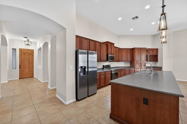 4385 S Crosscreek Drive, Chandler, AZ 85249