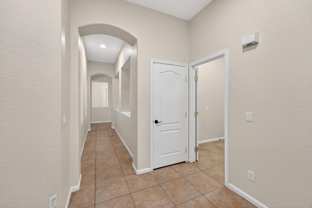 4385 S Crosscreek Drive, Chandler, AZ 85249