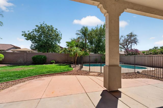 4385 S Crosscreek Drive, Chandler, AZ 85249