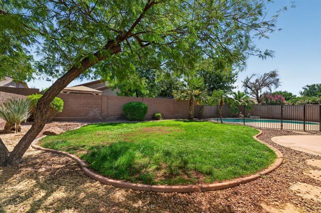 4385 S Crosscreek Drive, Chandler, AZ 85249