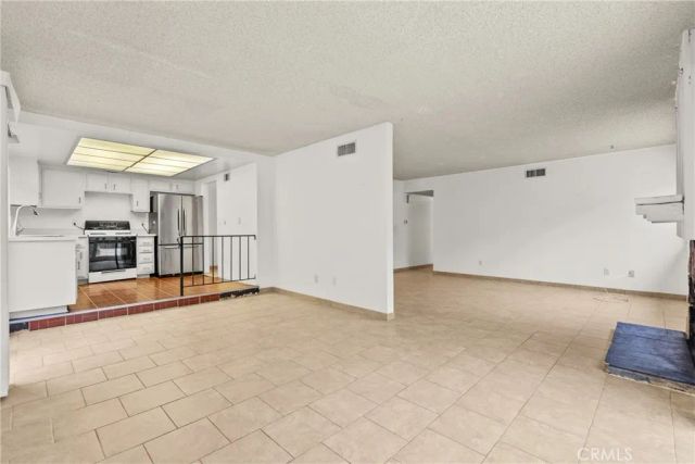 29147 Lotusgarden Drive, Canyon Country, CA 91387