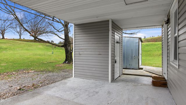 240 Meadowbrook Drive, Pigeon Forge, TN 37863