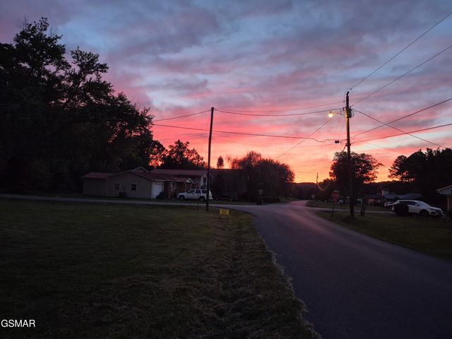 240 Meadowbrook Drive, Pigeon Forge, TN 37863