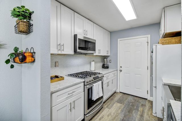 3851 8th Ave, Sacramento, CA 95817