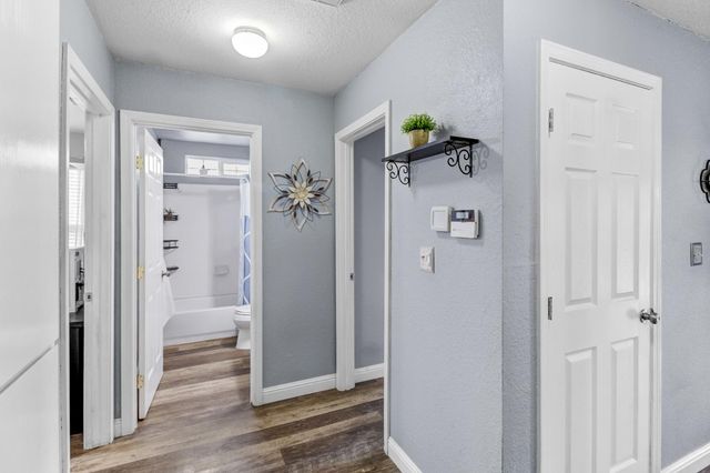 3851 8th Ave, Sacramento, CA 95817