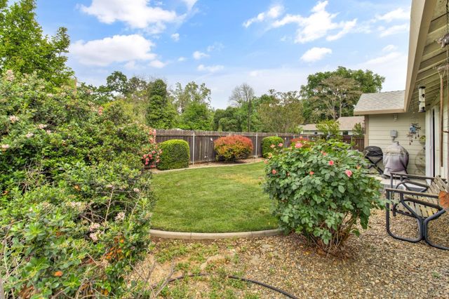 3851 8th Ave, Sacramento, CA 95817