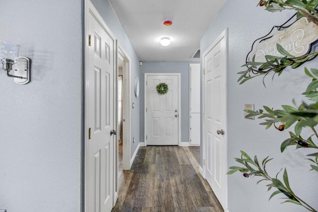 3851 8th Ave, Sacramento, CA 95817