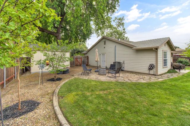 3851 8th Ave, Sacramento, CA 95817