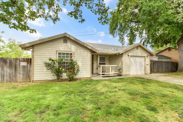 3851 8th Ave, Sacramento, CA 95817