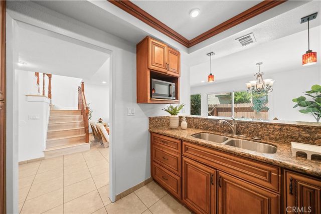 849 S Mountain, Ontario, CA 91762