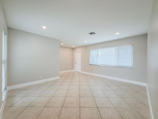 541 NE 44th Street C, Boca Raton, FL 33431