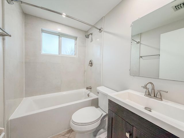 541 NE 44th Street C, Boca Raton, FL 33431