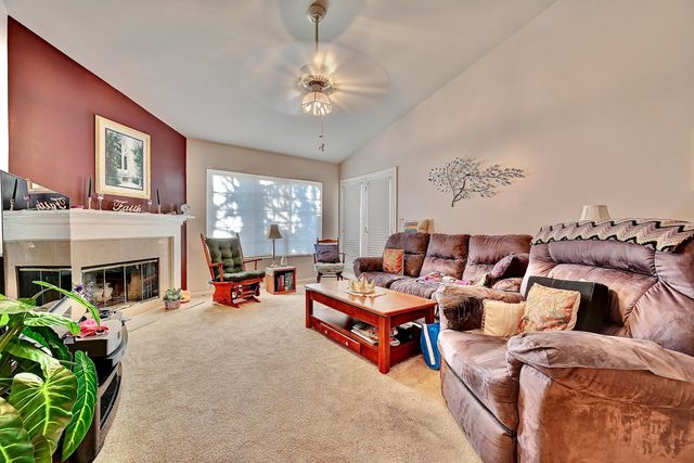 576 Cloverfield Lane, 308, Fort Wright, KY 41011