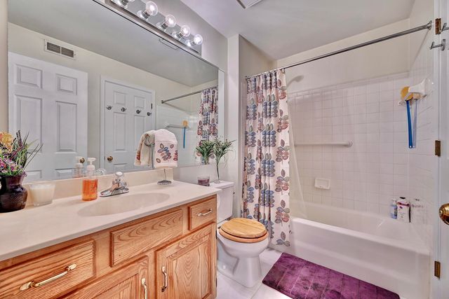 576 Cloverfield Lane, 308, Fort Wright, KY 41011