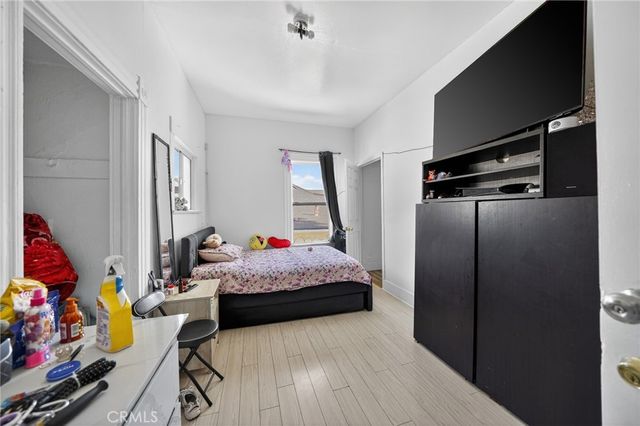 1153 S Westlake, Los Angeles, CA 90006