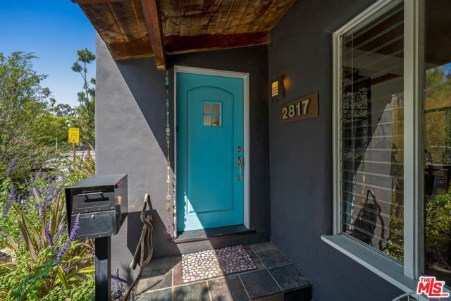 2817 Virginia Avenue, Santa Monica, CA 90404