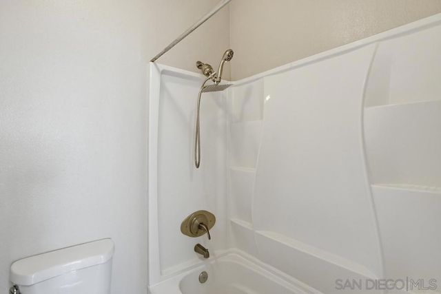 8668 New Salem 103, San Diego, CA 92126