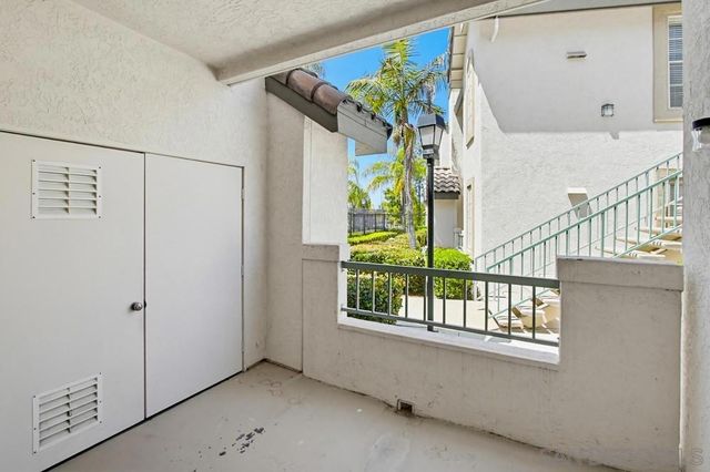 8668 New Salem 103, San Diego, CA 92126