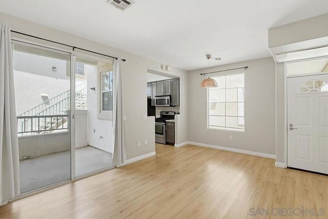 8668 New Salem 103, San Diego, CA 92126