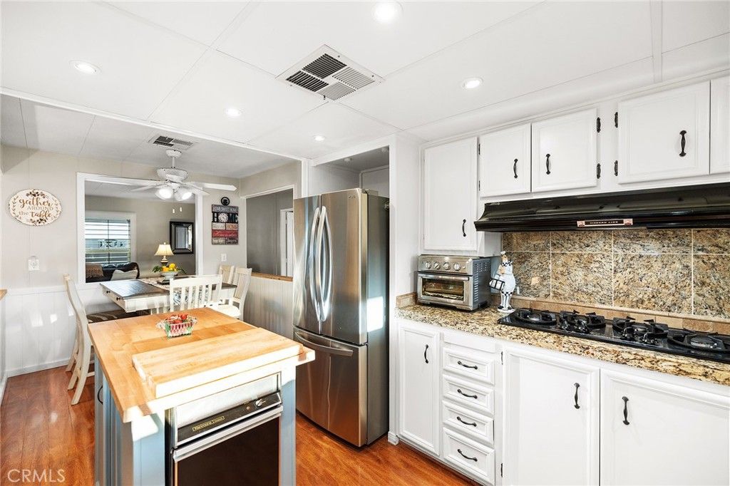 Image 20 of property listing at 40848 Laredo, Cherry Valley, CA 92223