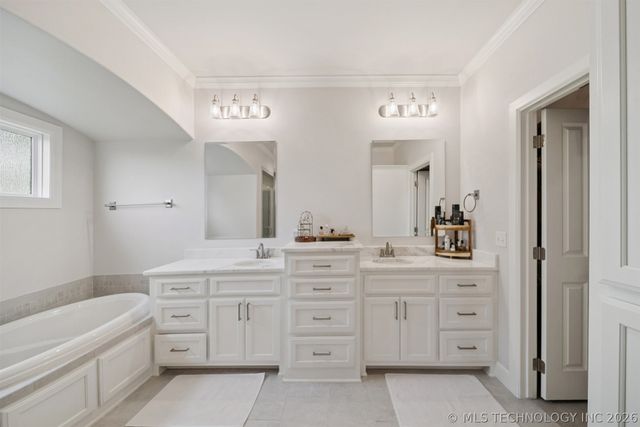 11244 S 219th Avenue E, Broken Arrow, OK 74011