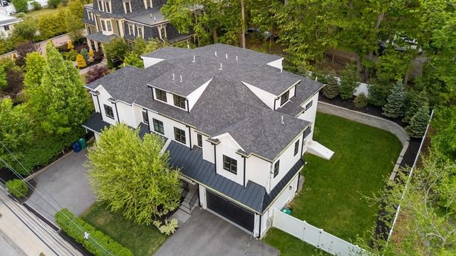 1124 Chestnut St, Newton, MA 02464