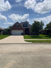 3131 Sun Terrace Lane, League City, TX 77539