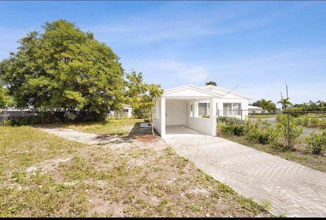 4701 N Andrews Avenue, Oakland Park, FL 33309