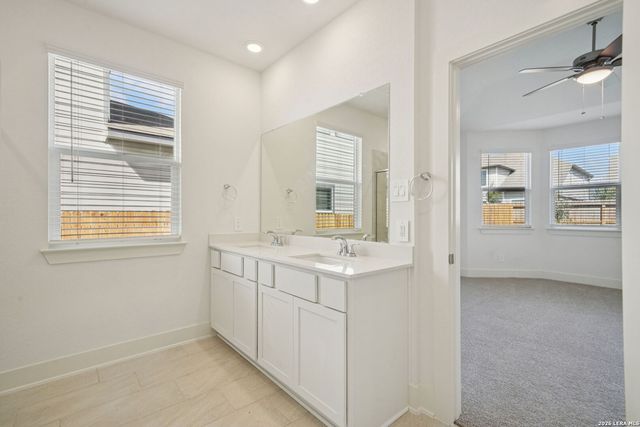 815 Shatterhand Blvd, San Antonio, TX 78260