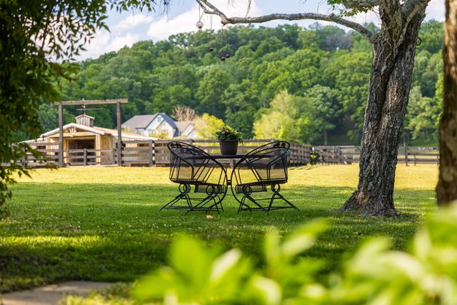 1496 Coleman Rd, Franklin, TN 37064