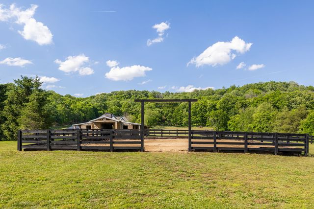 1496 Coleman Rd, Franklin, TN 37064