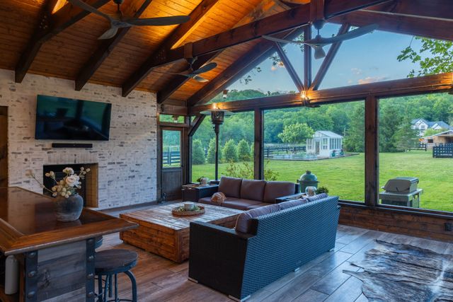 1496 Coleman Rd, Franklin, TN 37064
