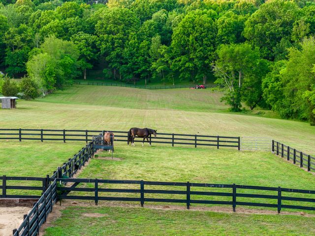1496 Coleman Rd, Franklin, TN 37064