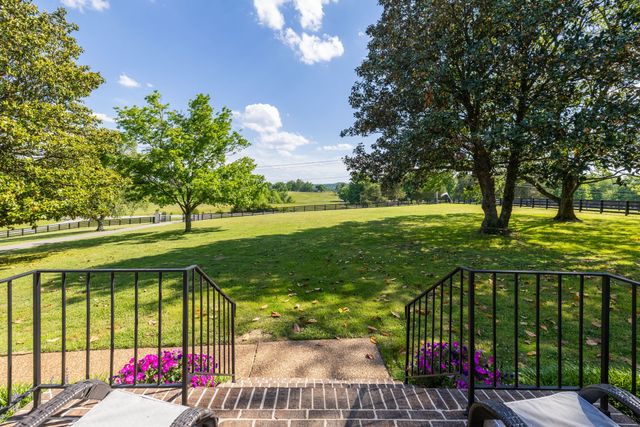 1496 Coleman Rd, Franklin, TN 37064