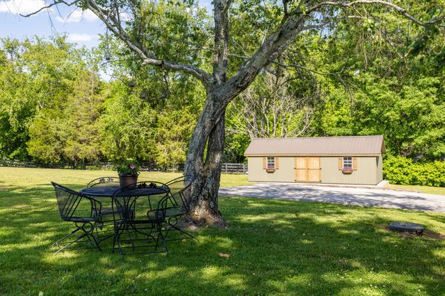 1496 Coleman Rd, Franklin, TN 37064