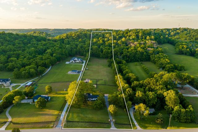 1496 Coleman Rd, Franklin, TN 37064
