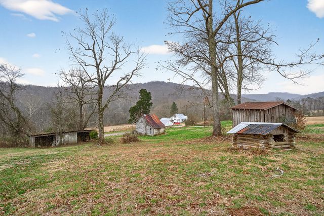 1528 Dry Creek Rd, Mcminnville, TN 37110