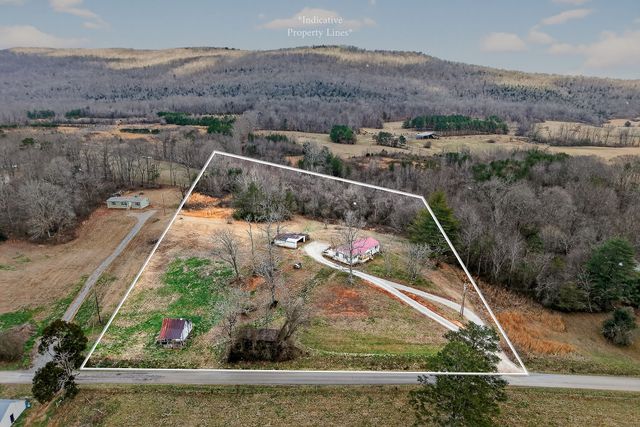 1528 Dry Creek Rd, Mcminnville, TN 37110