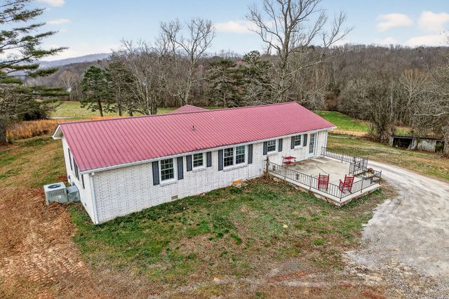 1528 Dry Creek Rd, Mcminnville, TN 37110