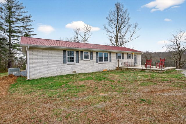 1528 Dry Creek Rd, Mcminnville, TN 37110