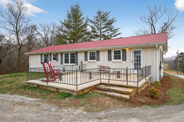 1528 Dry Creek Rd, Mcminnville, TN 37110