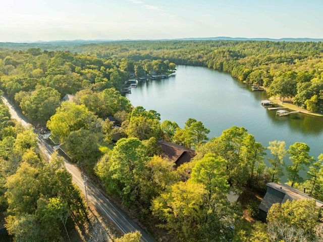 1217 Rock Creek Road, Hot Springs, AR 71913