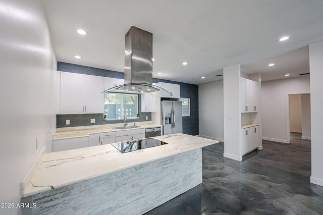 7526 E COOLIDGE Street, Scottsdale, AZ 85251