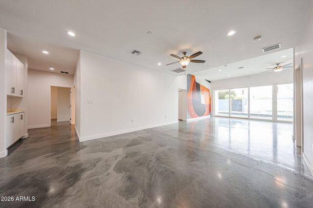 7526 E COOLIDGE Street, Scottsdale, AZ 85251
