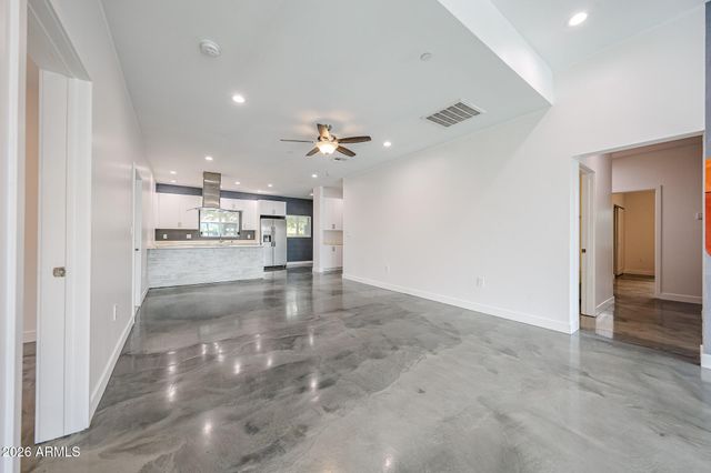 7526 E COOLIDGE Street, Scottsdale, AZ 85251