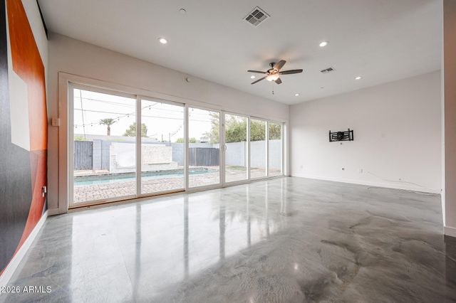 7526 E COOLIDGE Street, Scottsdale, AZ 85251
