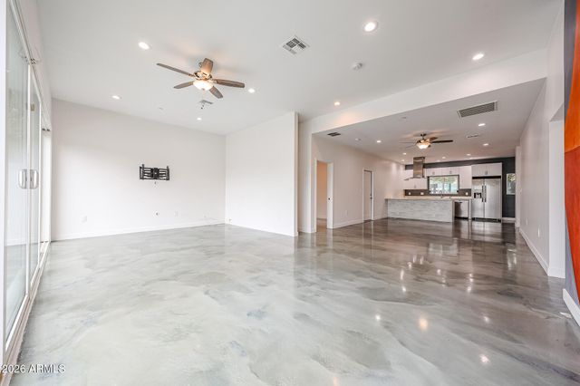 7526 E COOLIDGE Street, Scottsdale, AZ 85251